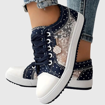 Klara | Dames Trendy Geborduurde Kanten Sneakers