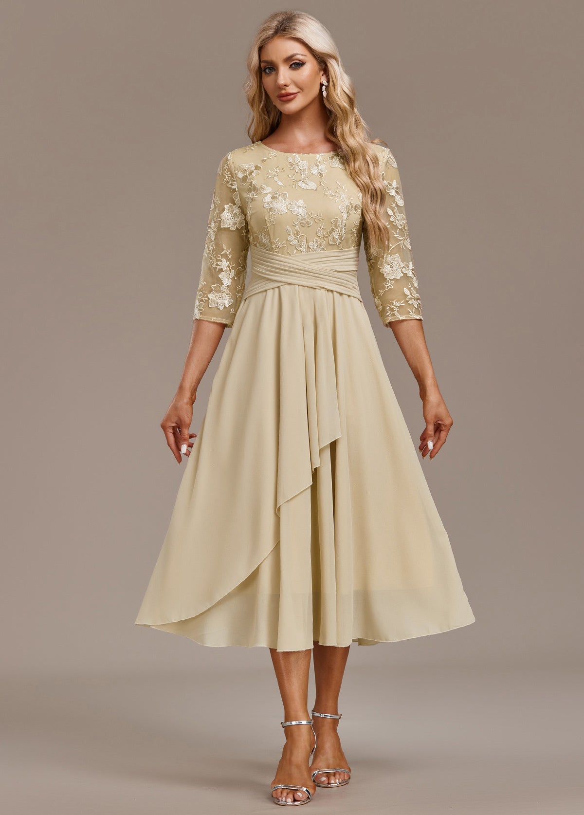 Cassidy | Dames Geborduurde Chiffon Midi Jurk
