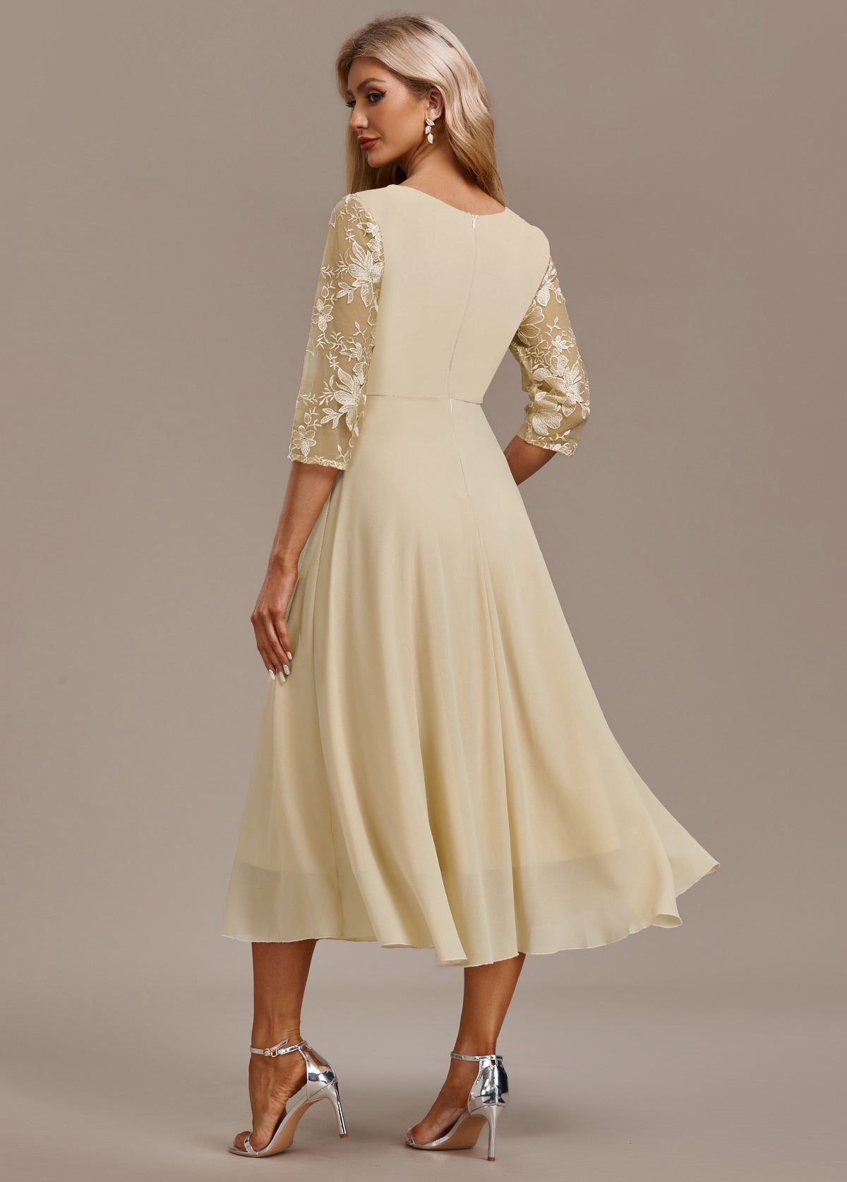 Cassidy | Dames Geborduurde Chiffon Midi Jurk