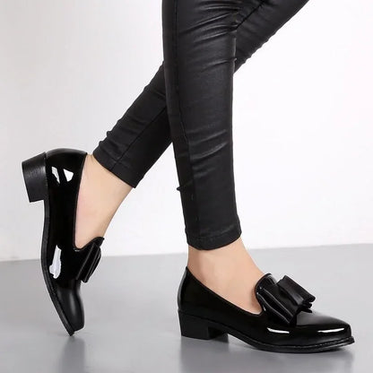 Sara | Dames Elegante Pointed Toe Strikschoenen