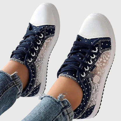 Klara | Dames Trendy Geborduurde Kanten Sneakers